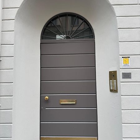 Suite Michelangelo In Brera Милано Екстериор снимка