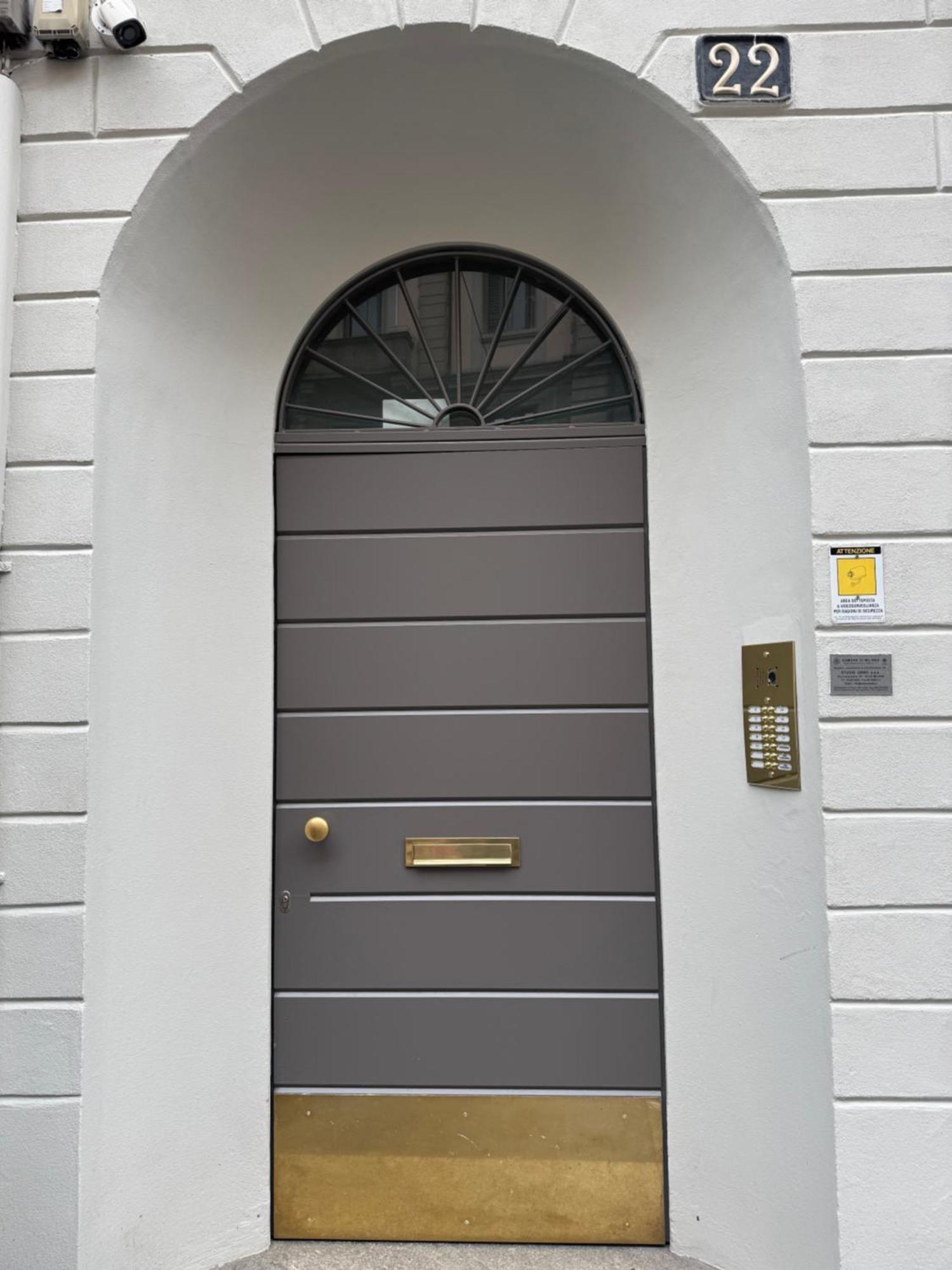 Suite Michelangelo In Brera Милано Екстериор снимка